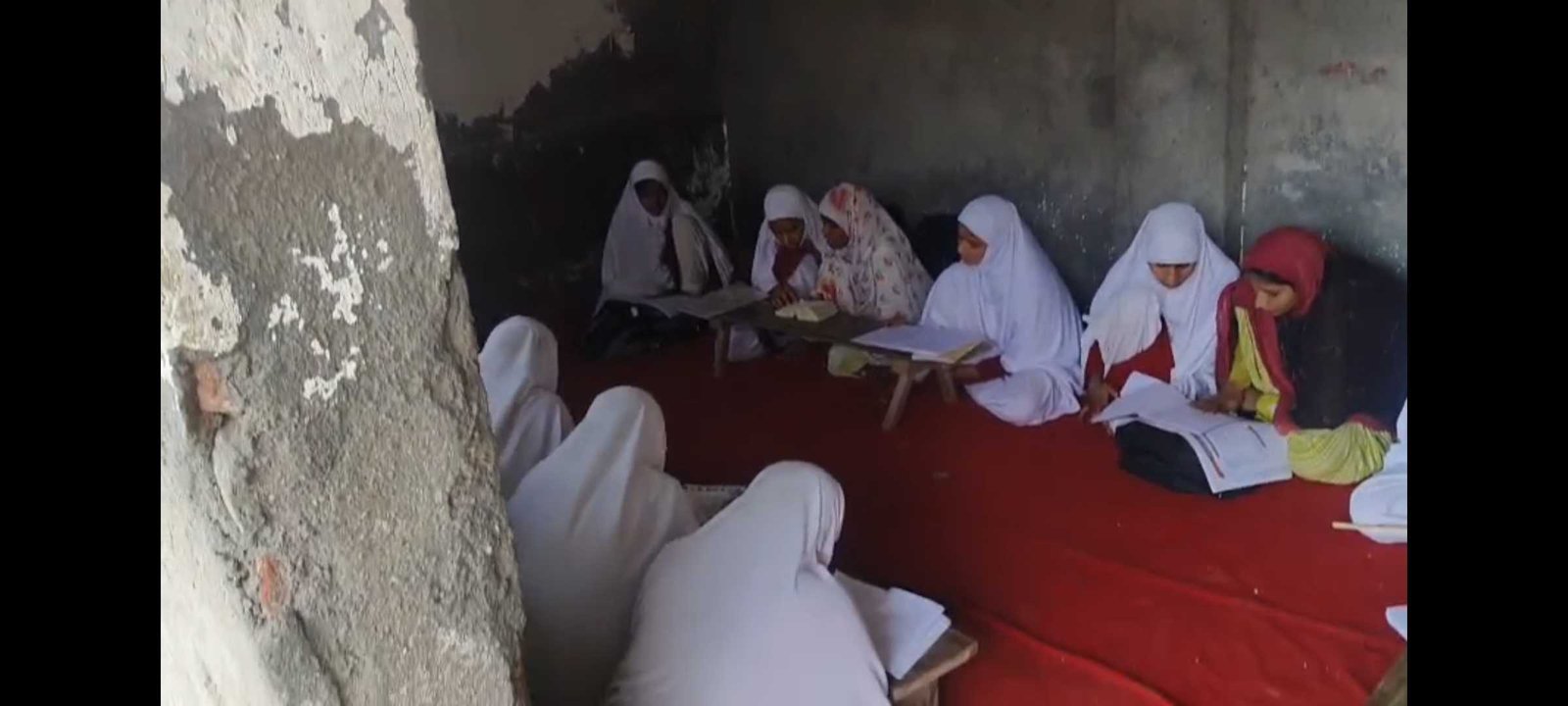 Help Us Complete the Roof of 4 Classrooms